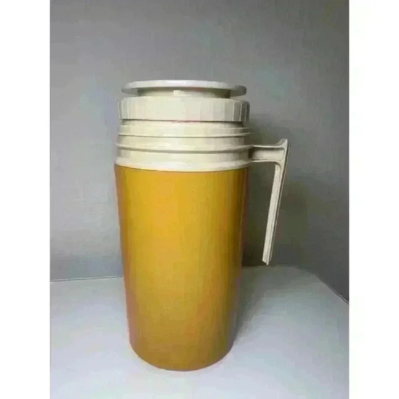 Vintage Thermos Pint Bottle Model 7202 Soup Travel Mustard Yellow No Top Lid - Picture 2 of 14